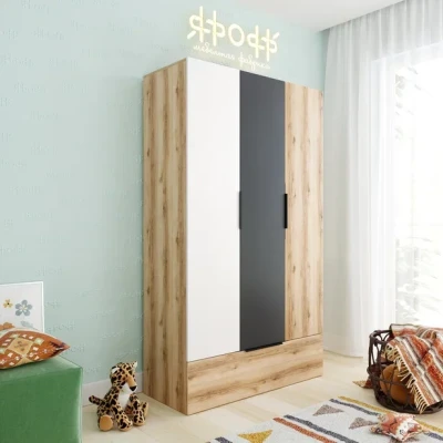 Шкаф трехстворчатый Астема